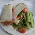 マックス＆アーク's cooksnap of when they made ベーコンと焼き卵のサンドイッチ.