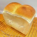 ＯＧＵＯＧＵ's cooksnap of when they made **自家製酵母で山食**.