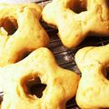 Nontan5★'s cooksnap of when they made 超簡単！バナナ豆乳焼きドーナツ.