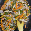 3歳児ママ☆'s cooksnap of when they made 豚肉とピーマンと人参のオイスター醤油炒め.