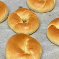 ShuBranJu's cooksnap of when they made HBでつやもちベーグル.