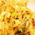 えいちゃく's cooksnap of when they made 簡単♪もやしとネギのおかかポン酢サラダ.