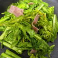 momonaomam's cooksnap of when they made 菜の花と炒めベーコンのマスタード和え.