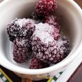 こずっぺ's cooksnap of when they made 【簡単で美味しいブラックベリーの食べ方】.