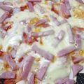 ものぐさtakky's cooksnap of when they made 超簡単！餃子の皮で作るミックスピザ！！.