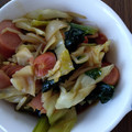 クック00Q0QZ☆'s cooksnap of when they made 　小松菜とウィンナーのカレー炒め.
