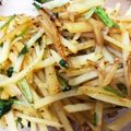 くろねこ2号's cooksnap of when they made じゃがいもとベーコンとパクチーの炒め.
