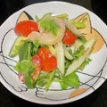 yare38☆'s cooksnap of when they made セロリときゅうりのえび塩炒め♪.