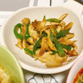 tonmyee's cooksnap of when they made 簡単！舞茸とピーマンのバター醤油炒め.