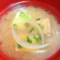 モミ太くん's cooksnap of when they made 朝食に！厚揚げと玉ねぎのお味噌汁.