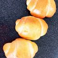 どら工場。's cooksnap of when they made ☆自家製酵母のロールパン★ストレート法☆.