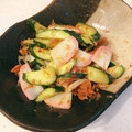 ☆ちゃんまり☆'s cooksnap of when they made かまぼこときゅうりの梅肉和え.