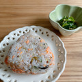 まこさんど's cooksnap of when they made 鮭とひろしのおにぎり.