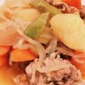 yukksmi's cooksnap of when they made 簡単！黄金比率で肉じゃが☆.