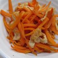 akichie's cooksnap of when they made にんじんと油揚げのサッパリ煮.