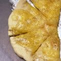 ma2kaboch's cooksnap of when they made 超簡単おつまみに！チーズとはちみつのピザ.