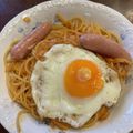レインボーライス's cooksnap of when they made 茶餐廳風ナポリタン（茄汁香腸煎蛋意粉）.