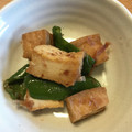 かずくん☆'s cooksnap of when they made 厚揚げとピーマンのおかか炒め.