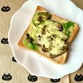 ふたごゆき's cooksnap of when they made アボカドチーズトースト.