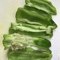 asacham's cooksnap of when they made 種が飛び散らないピーマンの切り方.