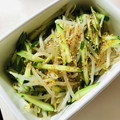 azbjbn's cooksnap of when they made もやしときゅうりのごま胡麻和え.