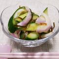 ぱふ's cooksnap of when they made レッドオニオンきゅうり塩昆布サラダ.