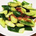 みぽぴぽ's cooksnap of when they made キュウリとベーコンの塩炒め.