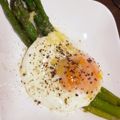 Nの人's cooksnap of when they made 焼きアスパラガスのポーチドエッグのせ♡.