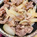 hime1031's cooksnap of when they made 簡単！まるで吉野家の味！の牛丼.