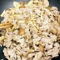 OTO☆HANA's cooksnap of when they made ワインに合う♪豚肉ときのこのバター醤油.