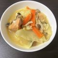 ＊きしろ＊'s cooksnap of when they made 鮭とキャベツの食べる味噌汁.
