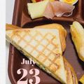 choco831's cooksnap of when they made 余ったポテサラDeホットサンド♡.
