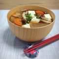 Yukiまむ's cooksnap of when they made 今日の味噌汁 しめじ入り☆.