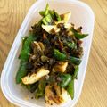 はや7777's cooksnap of when they made 簡単！イカとピーマンの高菜炒め♪.