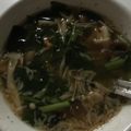 Yokchina's cooksnap of when they made 速攻完成！わかめときのこのお味噌汁.