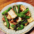 ちゃちゃまる26's cooksnap of when they made ししとうと厚揚げのしょうがポン酢炒め.