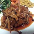 ねこはがき's cooksnap of when they made トマトソース☆きのこの煮込みハンバーグ.