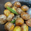 さとchan☆'s cooksnap of when they made フライパンで新じゃが揚げ煮.
