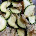 クック00Q0QZ☆'s cooksnap of when they made ズッキーニとえのきのポン酢炒め.