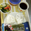 yama_miu's cooksnap of when they made おにぎり用ご飯の炊き方 塩むすび.