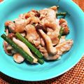 ｊｏｃｏｍｏｍｏｌａ's cooksnap of when they made 豚バラ舞茸ニンニクの芽のオイスター炒め.