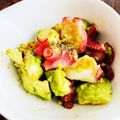 kinniko's cooksnap of when they made タコとアボカドのわさび醤油和えサラダ.