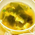 hiromi_ja's cooksnap of when they made ワカメとふわふわ卵のお吸い物♪.
