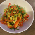 えりすけ◡̈⃝'s cooksnap of when they made レンジで簡単！豆苗とパプリカの和え物.