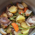 和子定子's cooksnap of when they made さつま揚げとじゃがいものほっこり煮.