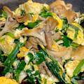 やよい・M's cooksnap of when they made あと一品！舞茸とニラの卵とじ.