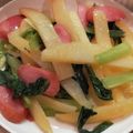 Yuuko7i's cooksnap of when they made ＊小松菜とじゃがいも炒め＊お弁当や副菜に.