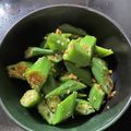 ＭＩ−ＳＡＮ's cooksnap of when they made 簡単　オクラのカレー粉チーズ炒め.