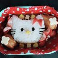 よしゆか62's cooksnap of when they made キャラ弁♩キティー。.
