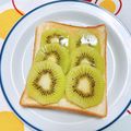 サンディサンディ's cooksnap of when they made 超シンプルキウイトースト.